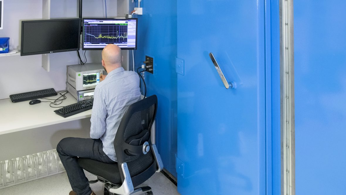 Ecmchamber1600 1180x664